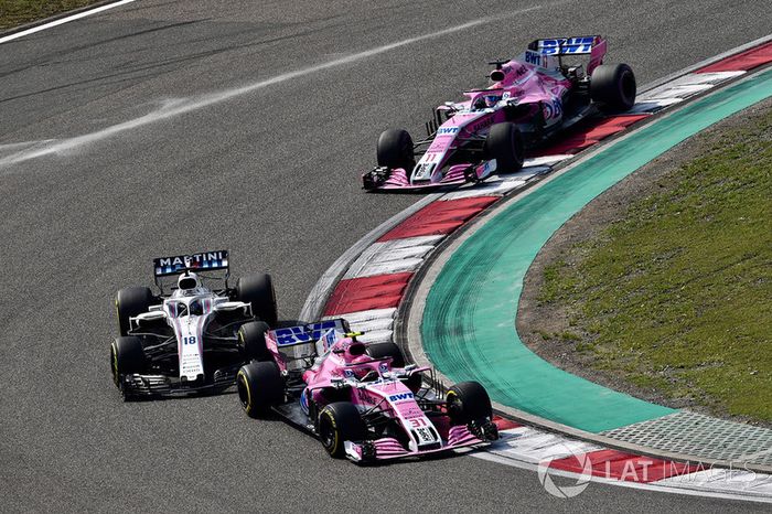 Esteban Ocon, Force India VJM11, Lance Stroll, Williams FW41 and Sergio Perez, Force India VJM11