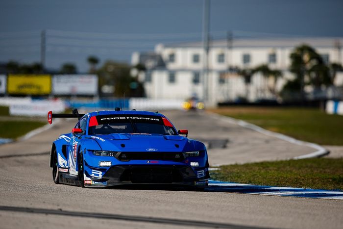 #65 Ford Racing Ford Mustang GT3: Christopher Mies, Frederic Vervisch, Sebastian Priaulx
