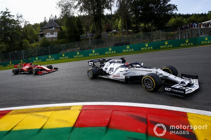 Daniil Kvyat, AlphaTauri AT01, Sebastian Vettel, Ferrari SF1000