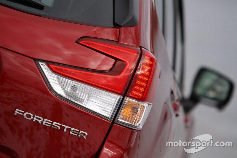 Subaru Forester 2018 року