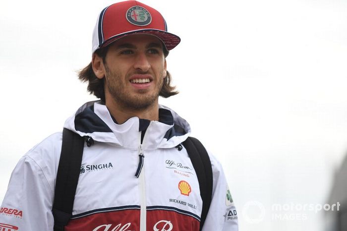 Antonio Giovinazzi, piloto de Alfa Romeo Racing para el  viernes
