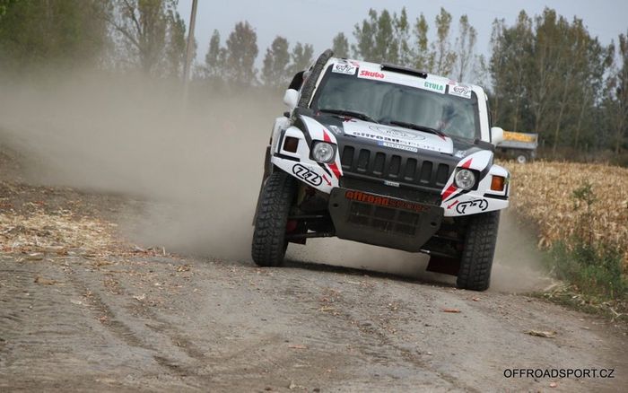 Miroslav Zapletal, Marek Sýkora, H3 Evo VII