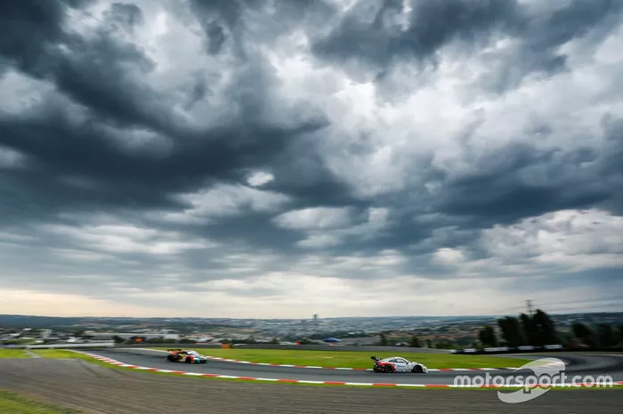 #12 GPX Racing Porsche 911 GT3 R: Matt Campbell, Patrick Pilet, Mathieu Jaminet