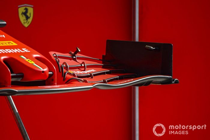Detalle del alerón delantero del Ferrari