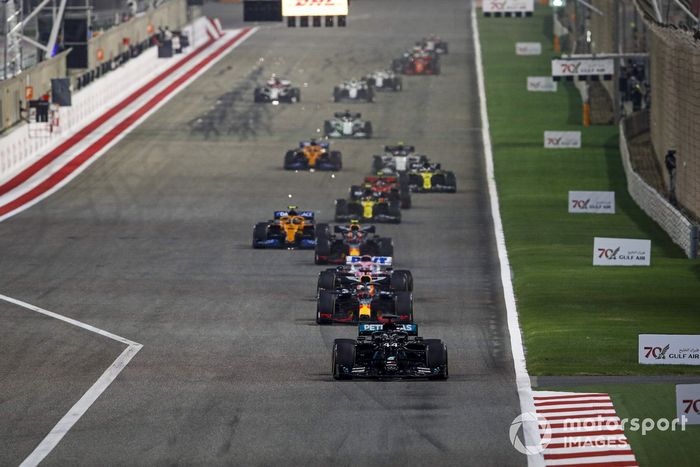 Lewis Hamilton, Mercedes F1 W11, Max Verstappen, Red Bull Racing RB16, Sergio Pérez, Racing Point RP20, Alex Albon, Red Bull Racing RB16, Lando Norris, McLaren MCL35