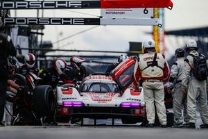 #6 Team Penske Motorsport Porsche 963: Nick Tandy, Mathieu Jaminet