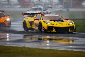 #3 Corvette Racing by Pratt Miller Motorsports Corvette Z06 GT3.R: Antonio García, Alexander Sims
