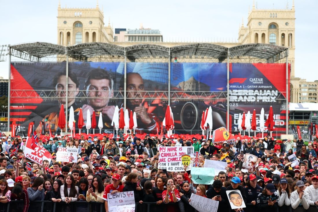 Fans show support for Scuderia Ferrari in the fanzone