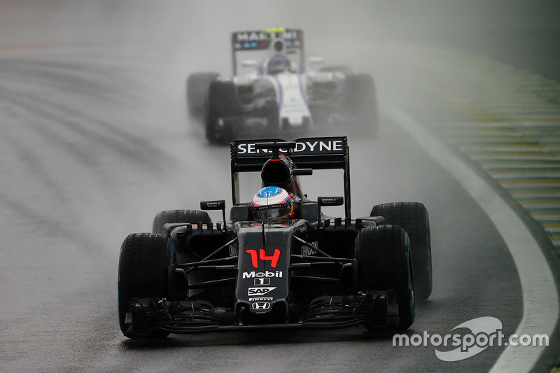10. Fernando Alonso, McLaren MP4-31