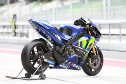 Мотоцикл Валентино Россі, Yamaha Factory Racing