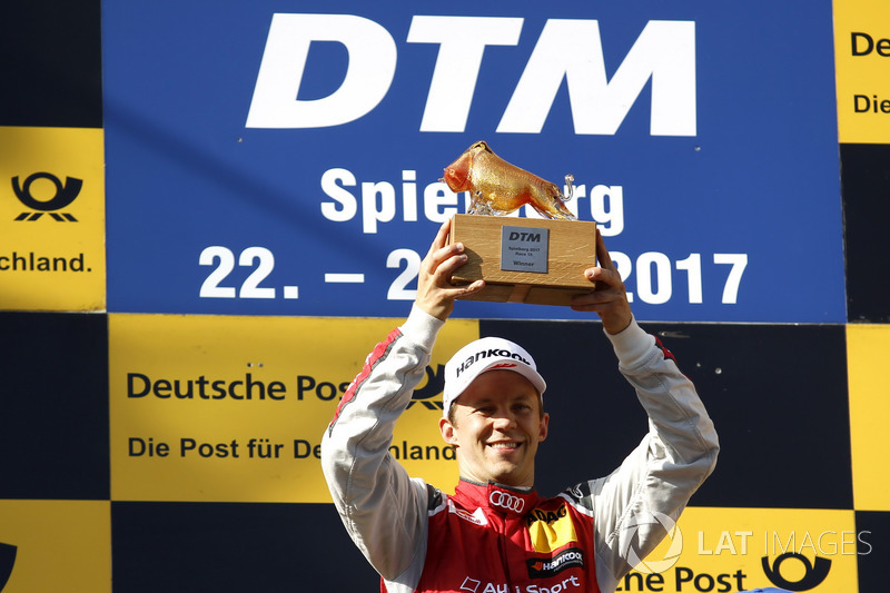 Подіум: переможець Маттіас Екстрьом, Audi Sport Team Abt Sportsline, Audi A5 DTM