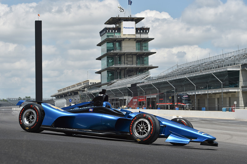 Машина Chevrolet IndyCar 2018 года