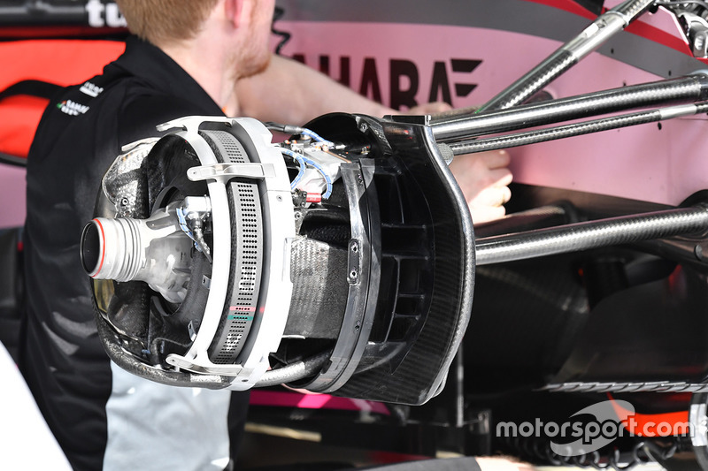 Передние тормоза Force India VJM10