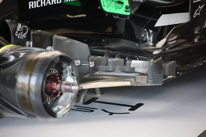 Detalle del bargeboard del Haas F1 Team VF-19