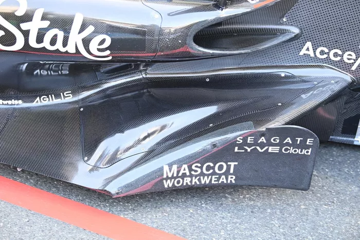 Alfa Romeo C43 technical detail