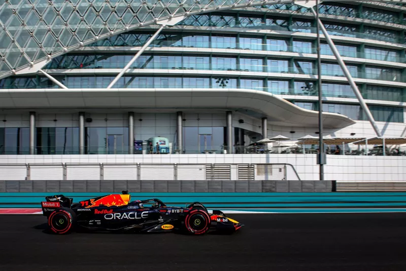 Sergio Perez, Red Bull Racing RB18 
