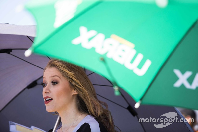 Grid girl