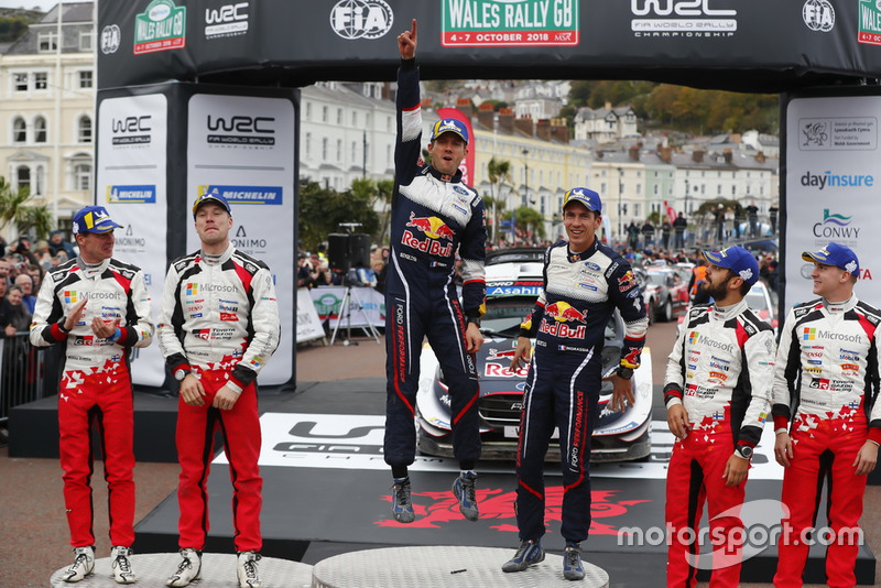 Podio: i vincitori Sébastien Ogier, Julien Ingrassia, M-Sport Ford WRT Ford Fiesta WRC, al secondo posto Jari-Matti Latvala, Miikka Anttila, Toyota Gazoo Racing WRT Toyota Yaris WRC, al terzo posto Esapekka Lappi, Janne Ferm, Toyota Gazoo Racing WRT Toyota Yaris WRC