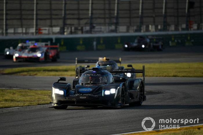 #10 Wayne Taylor Racing Cadillac DPi-V.R. Cadillac DPi, DPi: Renger Van Der Zande, Ryan Briscoe, Scott Dixon, Kamui Kobayashi