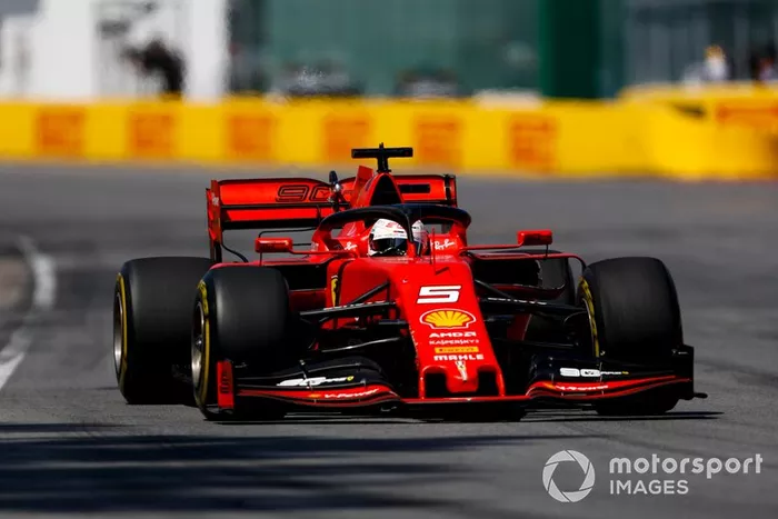 Sebastian Vettel fez algumas voltas rápidas e abriu do inglês