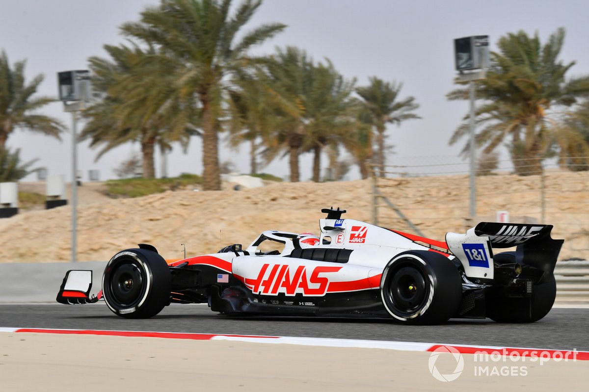 Magnussen, Sainz'ın en hızlı zamanını geçti 1 Formula 1 Haberleri - F1 Puan Durumu Kevin Magnussen, Haas VF-22