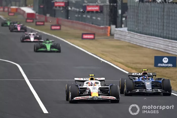 Nico Hulkenberg, Sauber, Liam Lawson, Racing Bulls Team, Carlos Sainz, Williams