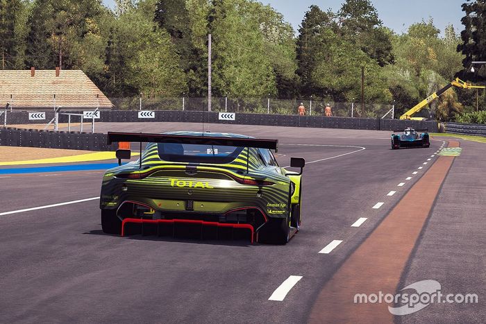 #98 Aston Martin Racing Aston Martin Vantage GTE: Darren Turner, Ross Gunn, Jonathan Adam, Giuseppe De Fuoco