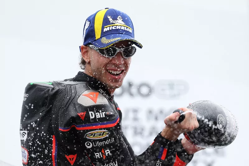 Marco Bezzecchi, Aprilia Racing
