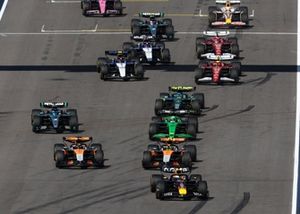 Lando Norris, McLaren, Oscar Piastri, McLaren, Max Verstappen, Red Bull Racing