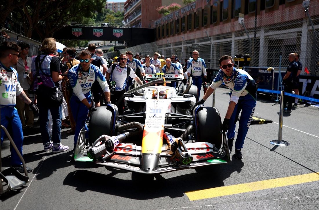 Liam Lawson, Equipo Racing Bulls