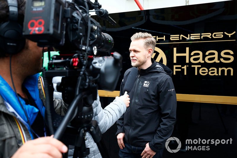 Haas F1 talks with the media