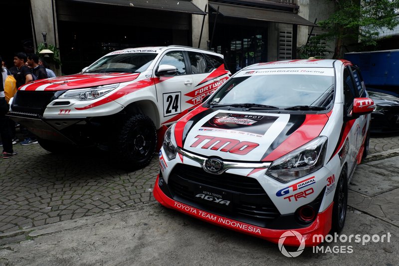 Mobil balap Toyota Team Indonesia