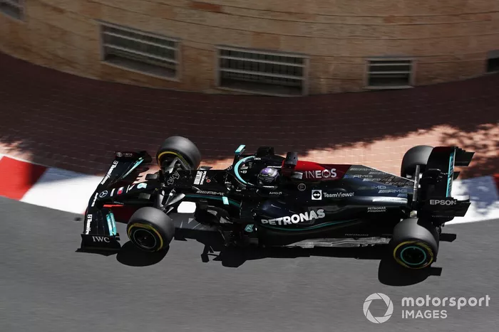 Lewis Hamilton, Mercedes W12
