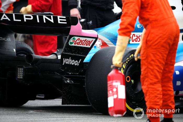 Fernando Alonso, Alpine A522, problemas de motor
