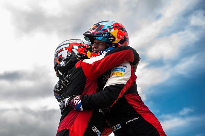 Ganador Kalle Rovanperä, Jonne Halttunen, Toyota Gazoo Racing WRT Toyota GR Yaris Rally1