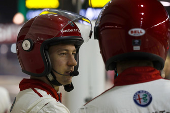 Sauber F1 pit crew