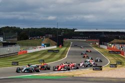 Lewis Hamilton, Mercedes AMG F1 W08, Kimi Raikkonen, Ferrari SF70H, Max Verstappen, Red Bull Racing 