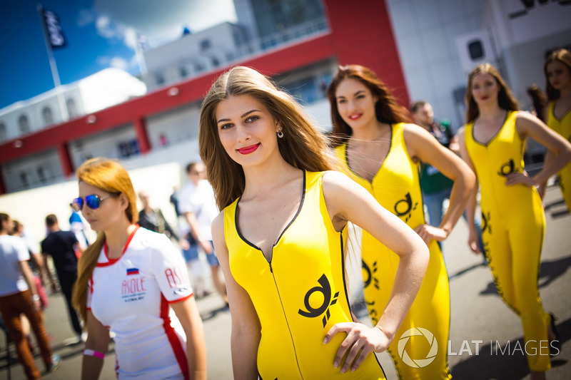 Grid girl
