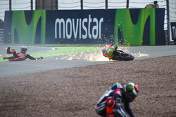 La caduta di Stefan Bradl, Aprilia Racing Team Gresini Jorge Lorenzo, Yamaha Factory Racing