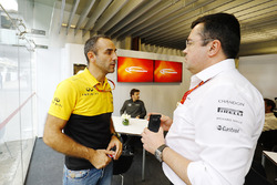 Cyril Abiteboul, Gerente Director de Renault Sport F1 Team, Fernando Alonso, McLaren, Eric Boullier,