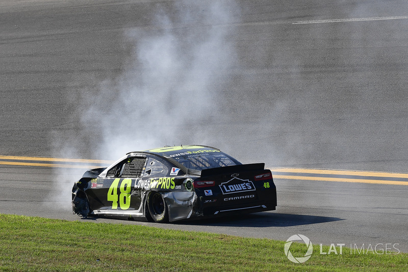 Jimmie Johnson, Hendrick Motorsports Chevrolet Camaro na crash