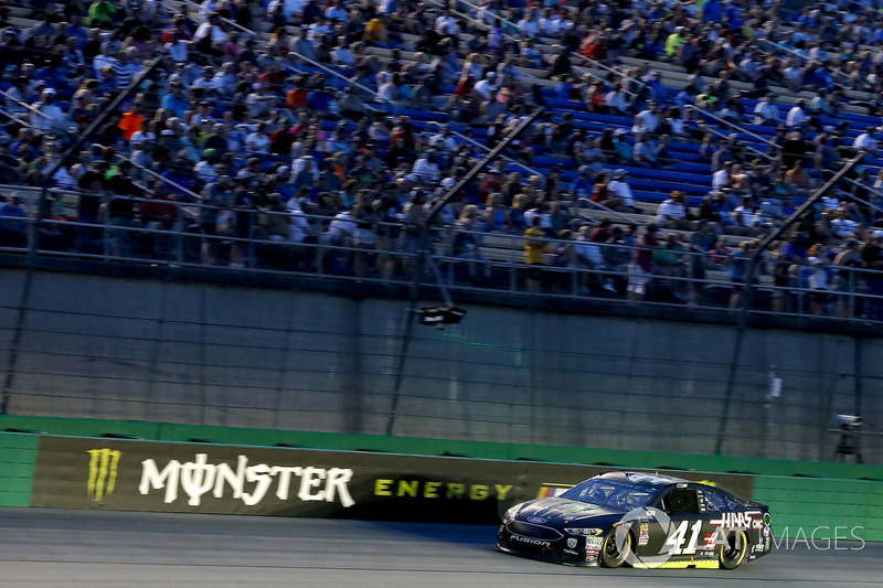Kurt Busch, Stewart-Haas Racing, Ford Fusion Monster Energy / Haas Automation