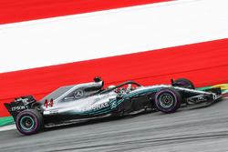 Льюіс Хемілтон, Mercedes AMG F1 W09