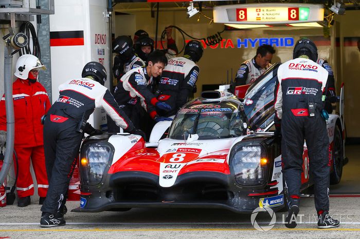 #8 Toyota Gazoo Racing Toyota TS050: Sebastien Buemi, Kazuki Nakajima, Fernando Alonso, Jose Maria Lopez, Anthony Davidson