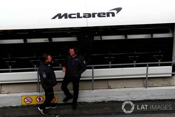 Zak Brown, McLaren Executive Director y Eric Boullier, McLaren Racing Director