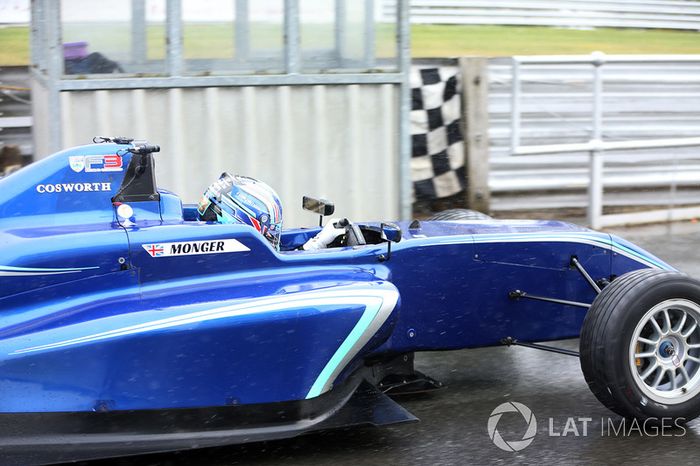 Billy Monger makes his single seater racing car comeback by testing a Carlin run MSV Formula 3 car