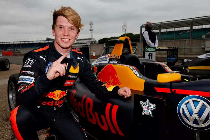 Ganador Dan Ticktum, Motopark Dallara F317 - Volkswagen