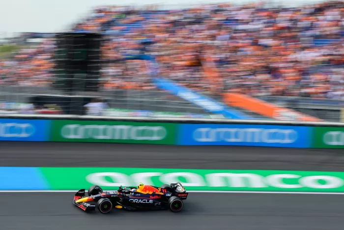 Sergio Pérez, Red Bull Racing RB18