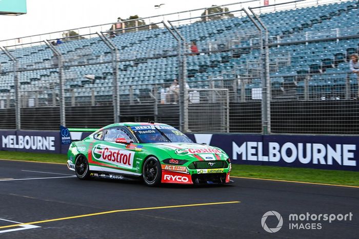 Fernando Alonso, Alpine F1 Team, pilota con Thomas Randle, Tickford Racing, Ford Mustang GT