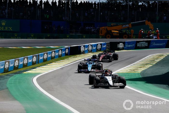 Yuki Tsunoda, AlphaTauri AT04, Pierre Gasly, Alpine A523, Valtteri Bottas, Alfa Romeo C43